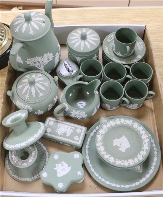 A quantity of Wedgwood green jasperware